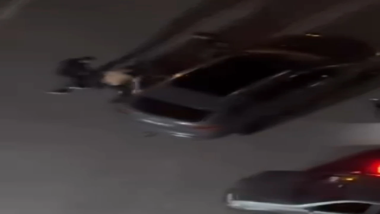 Komşuların yumruklu kavgası kamerada