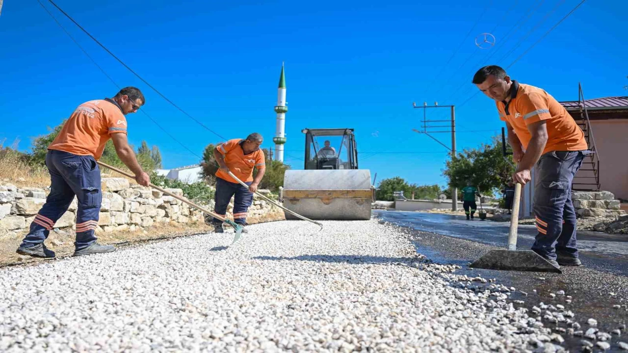 Mersin Büyükşehir Belediyesi Gülnarda ulaşımı güçlendiriyor