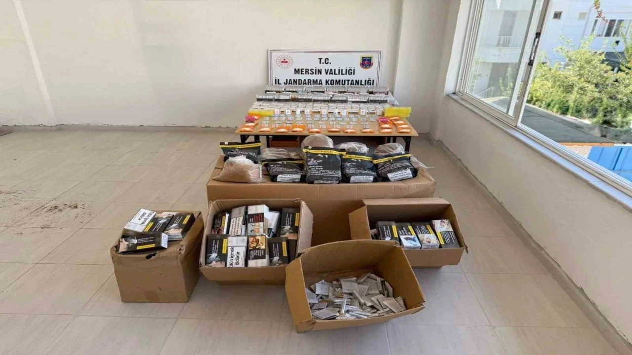 Mersinde kaçak sigara operasyonu: Binlerce kaçak makaron ve tütün ele geçirildi