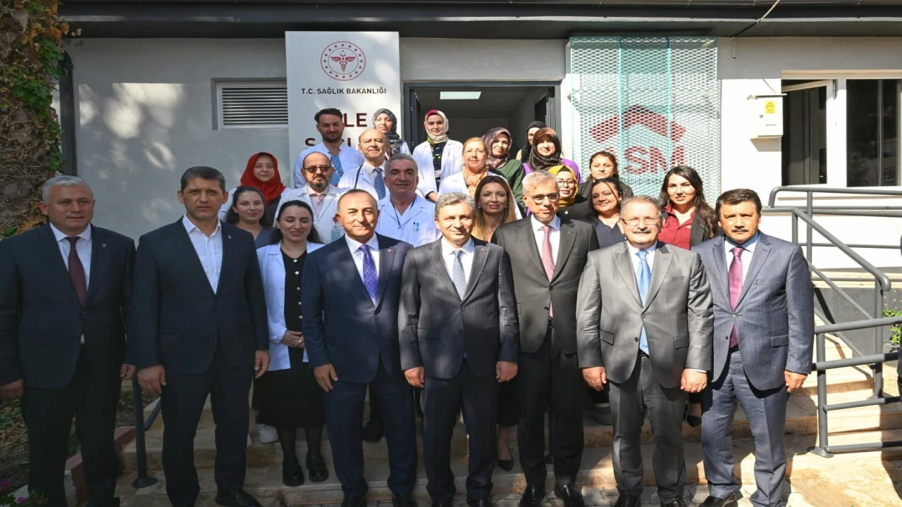 Sağlık Bakanı Memişoğlu: Sağlığa ihtiyacı olan her yerde insana ulaşmaya çalışıyoruz