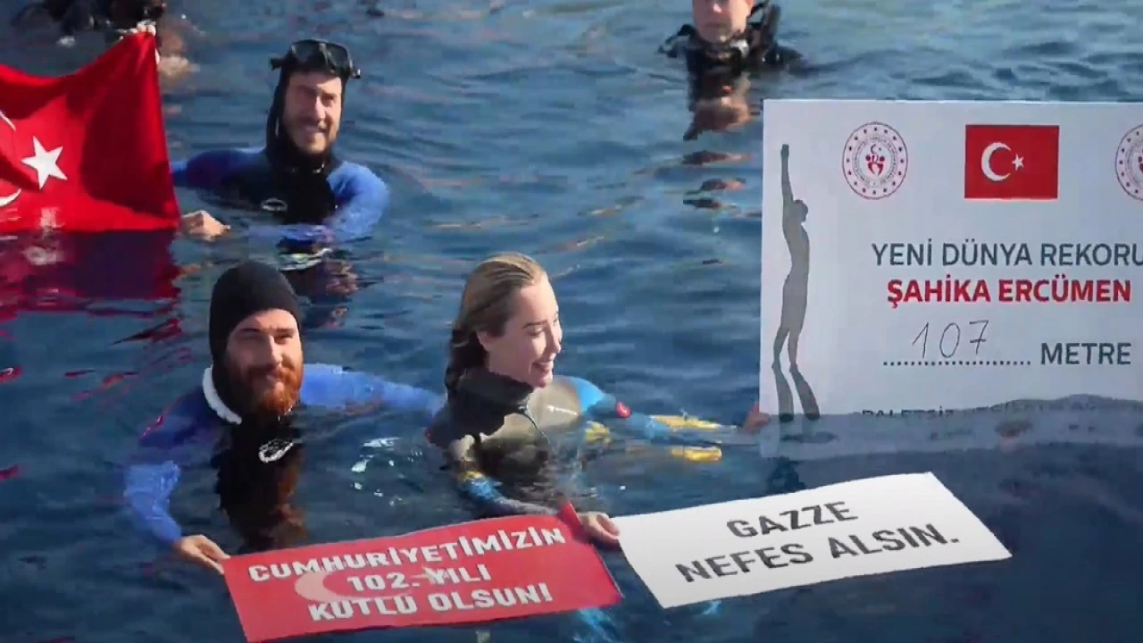 Şahika Ercümen Cumhuriyet ve Gazze için dünya rekoru kırdı