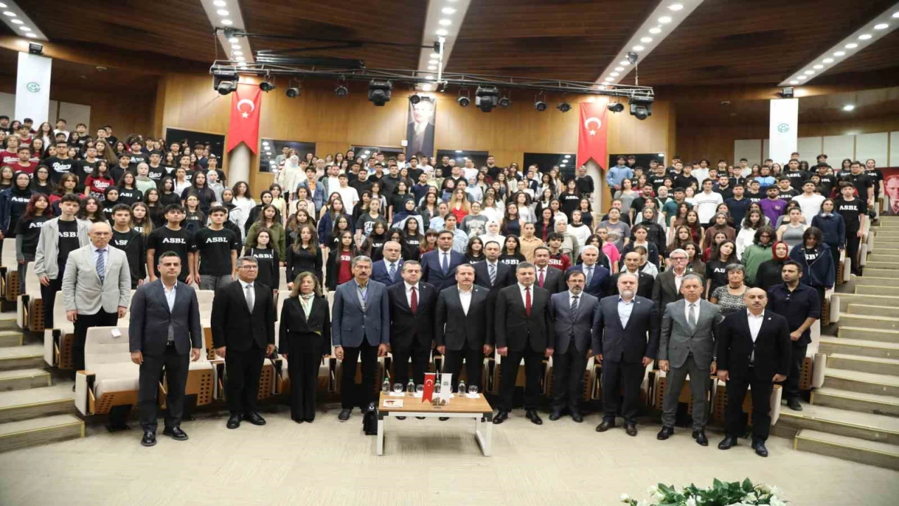 Şair Arif Nihat Asya, vefatının 50. yılında Adanada anıldı