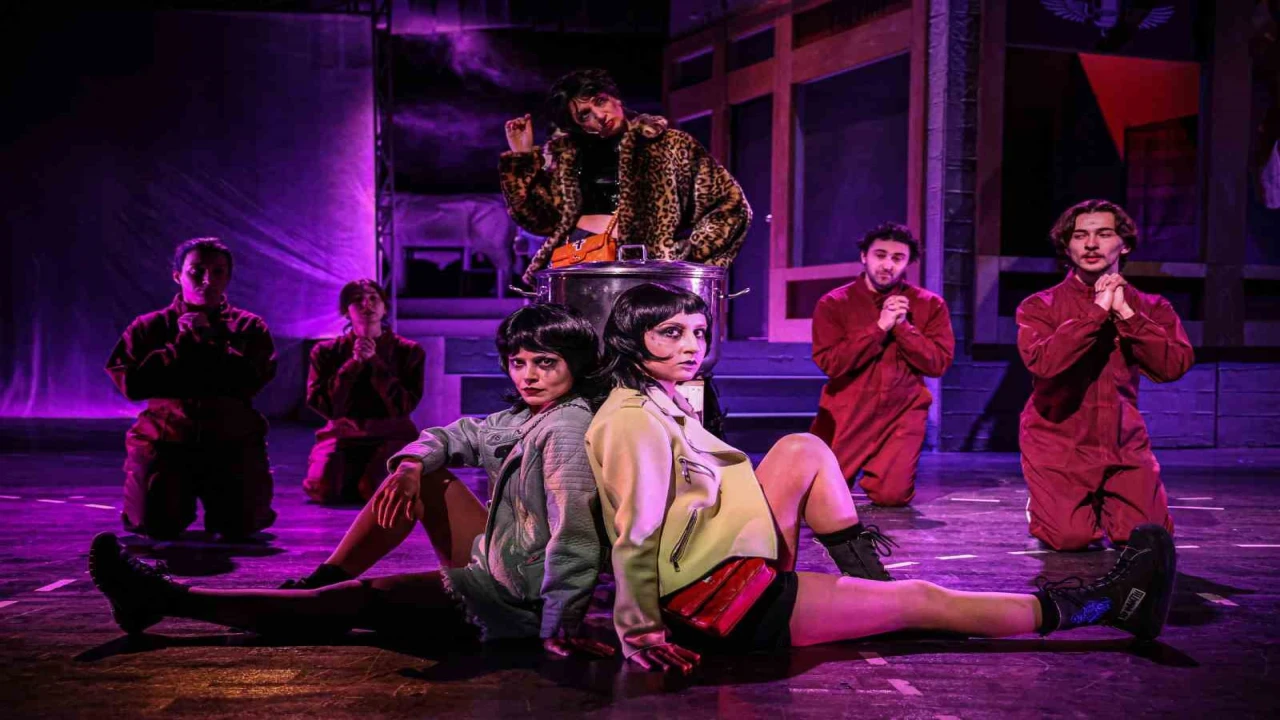 Tiyatronun kalbi Antalyada atacak