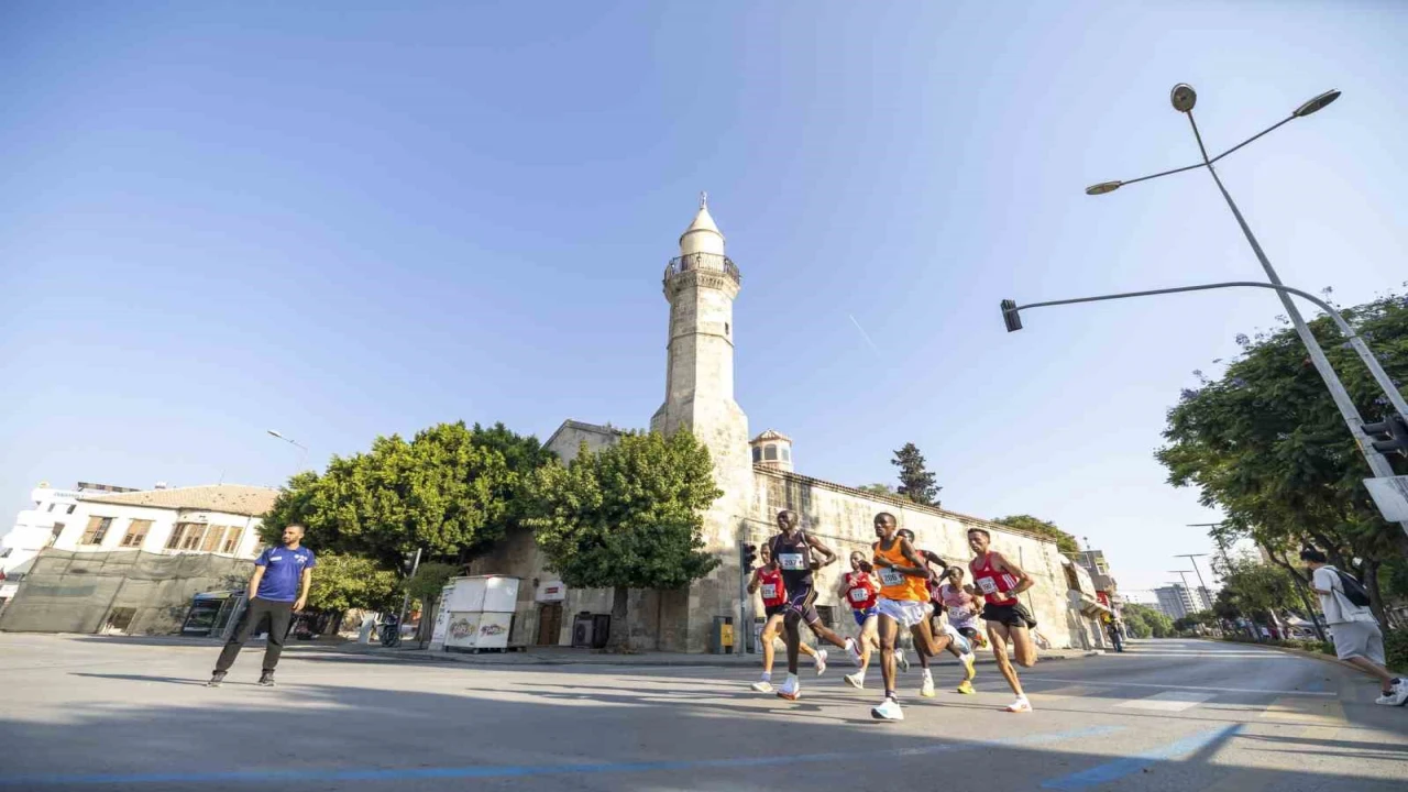 Uluslararası Tarsus Yarı Maratonunda Türk sporcular damga vurdu