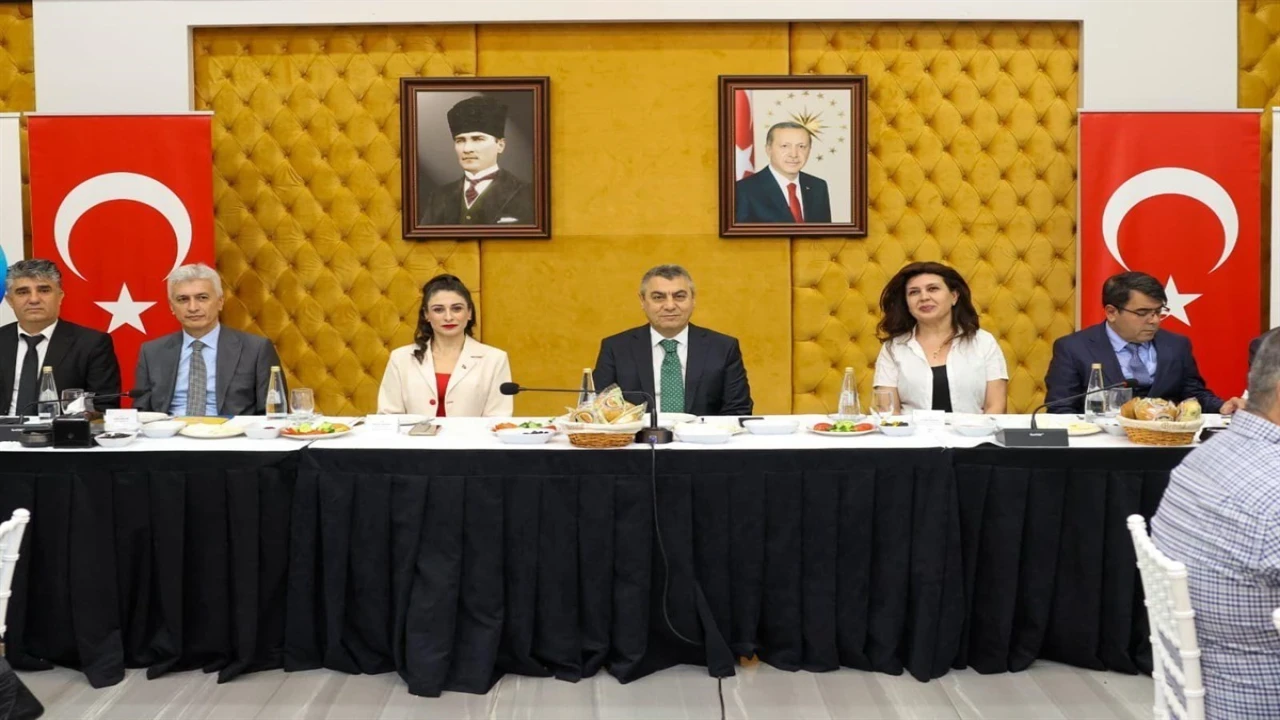 Vali Toros: Muhtarlık, millet iradesinin tecellisidir