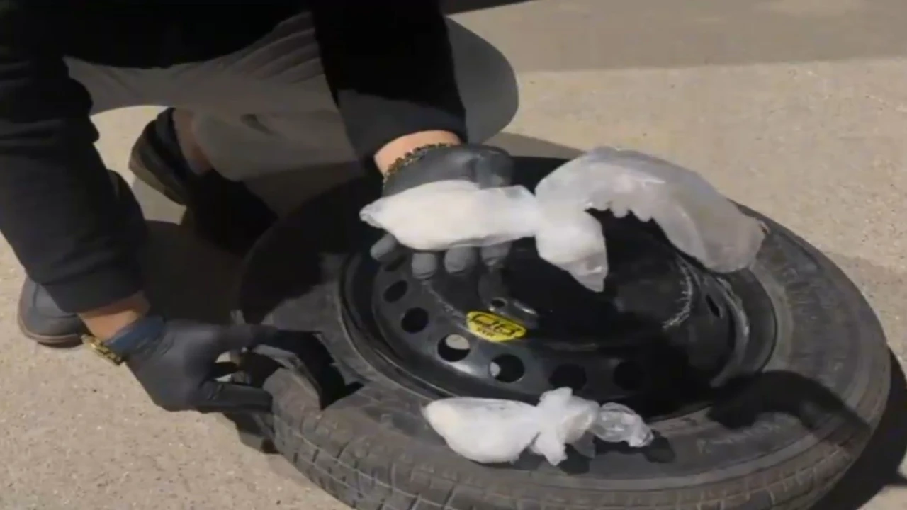 Yedek lastikten uyuşturucu çıktı: 2 tutuklama