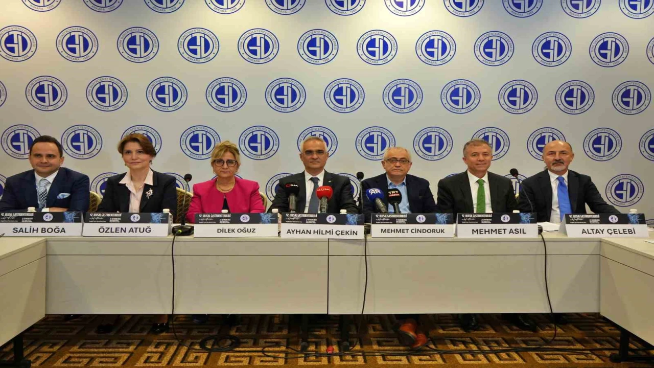 42. Ulusal Gastroenteroloji Haftasında halk sağlığı uyarısı: Karaciğer yağlanması, obezite ve bağırsak dengesi alarm veriyor