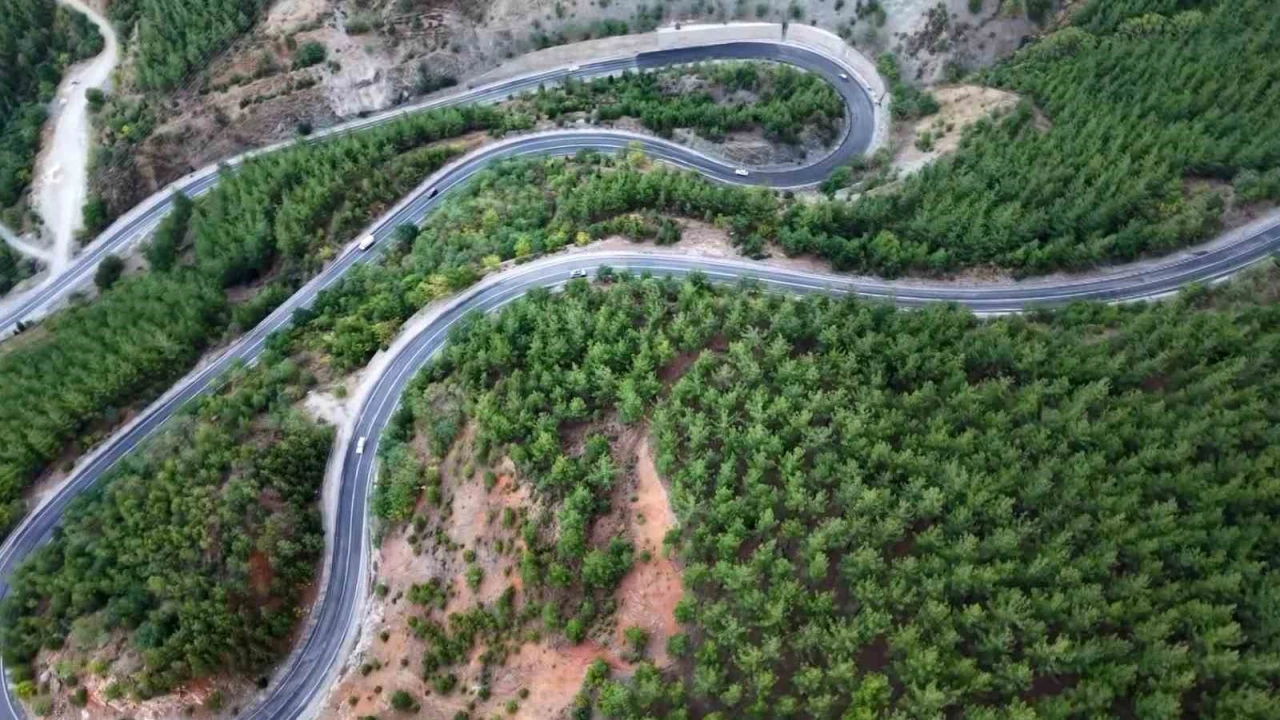 Adanada Dokuzdolambaç Virajları manzarasıyla mest etti