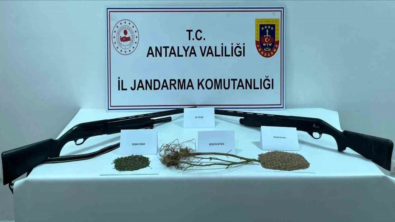 Antalyada 1 kilo 350 gram kokain ele geçirildi