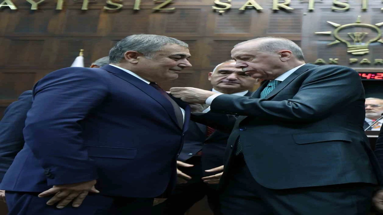 CHPden istifa eden Aksu Belediye Başkanı Yıldırım AK Partiye katıldı