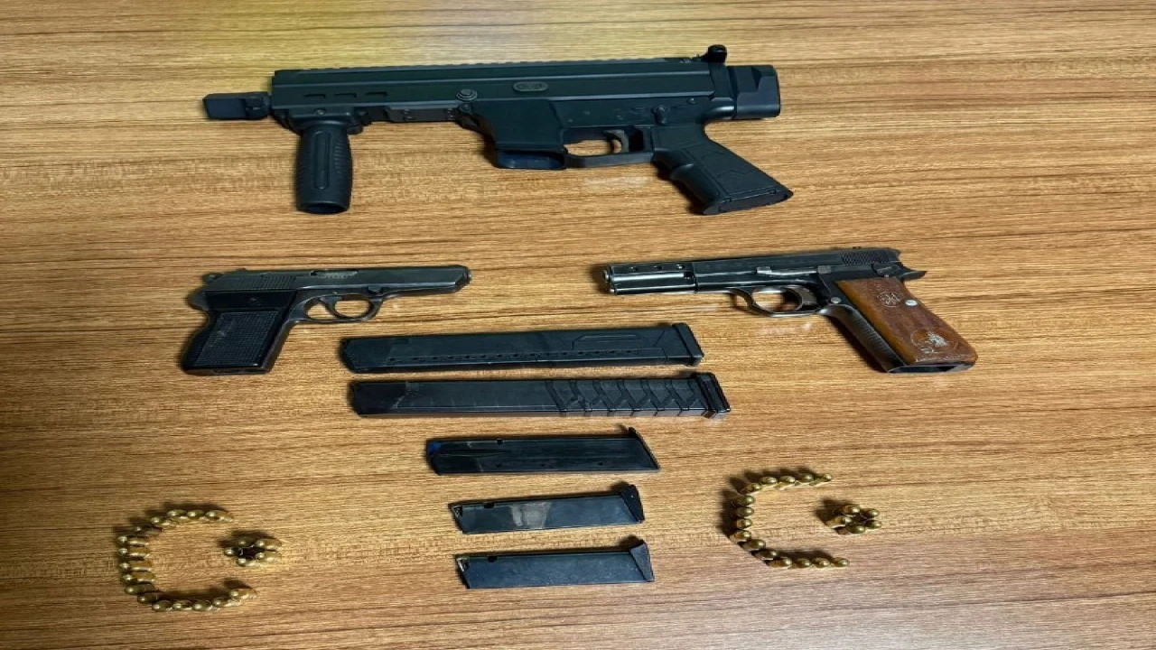 Gardıroptan cephanelik çıktı: Kardeşler Hasmımız çok savunması yaptı