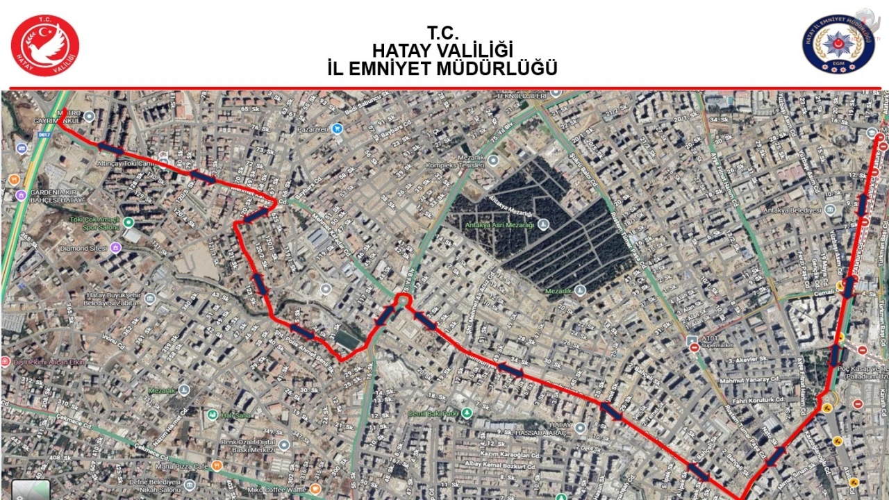 Hatay’da bazı sokak ve caddeler trafiğe açıldı