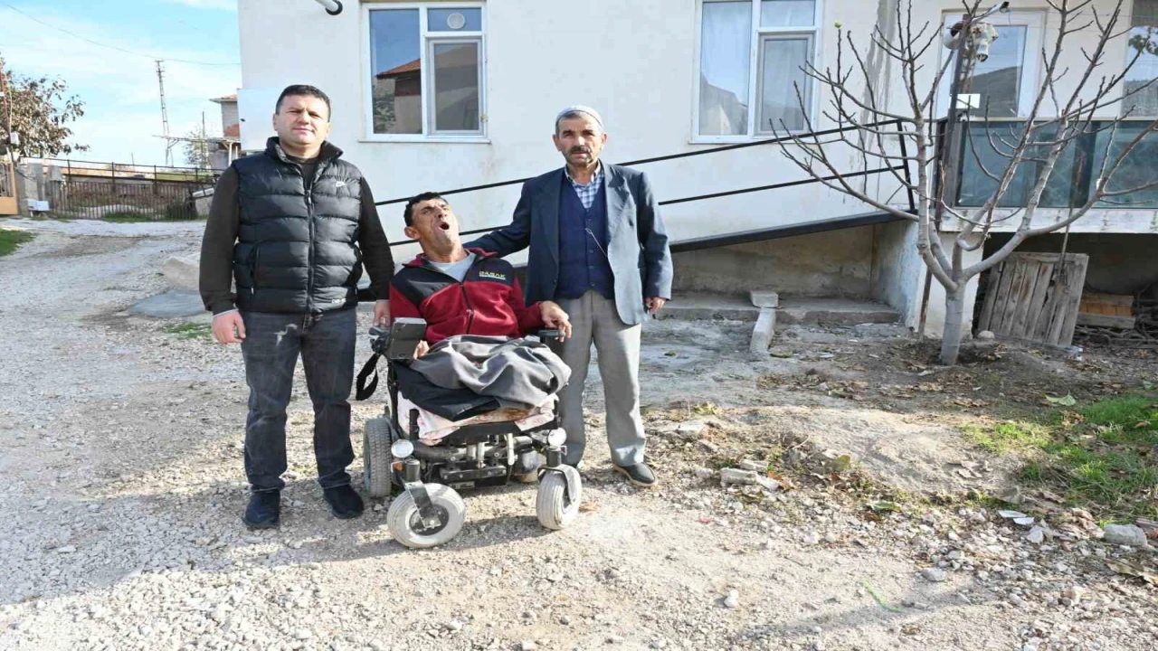 Isparta Belediyesinden 49 yıllık zorluğu sona erdiren engelli rampası