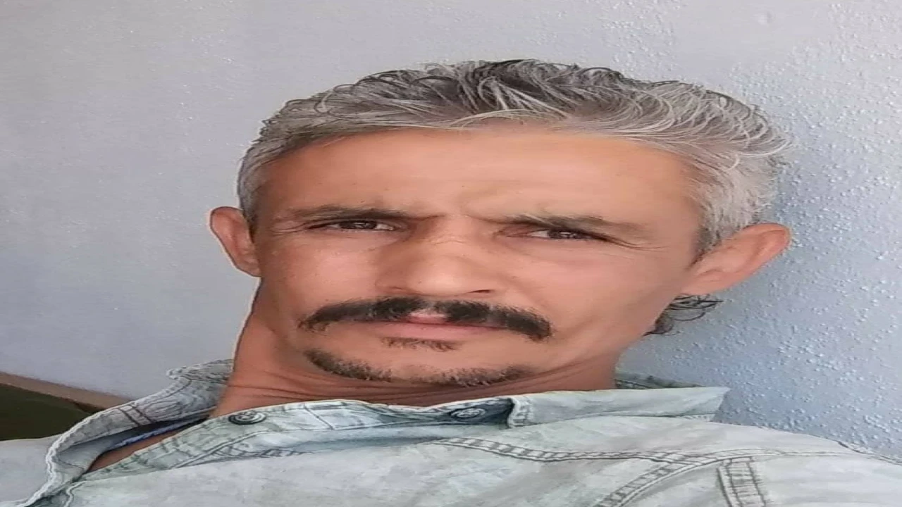 Motosikletten düşüp alevler içinde kalan sürücünün o anları görüntülendi