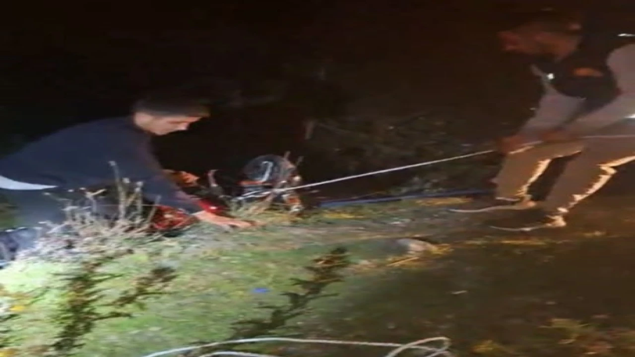 Osmaniyede kontrolü kaybeden motosiklet sürücüsü uçuruma yuvarlandı