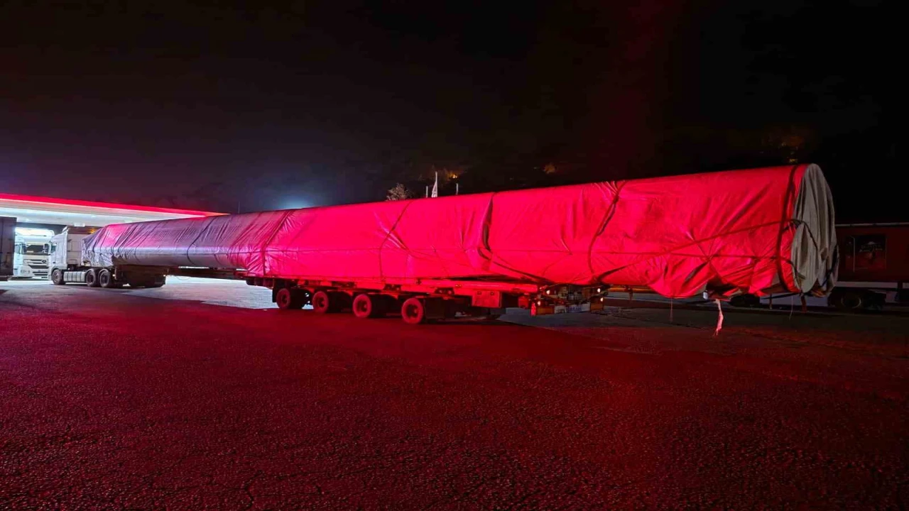 Pozantıda feci kaza: Otomobil sürücüsü hayatını kaybetti