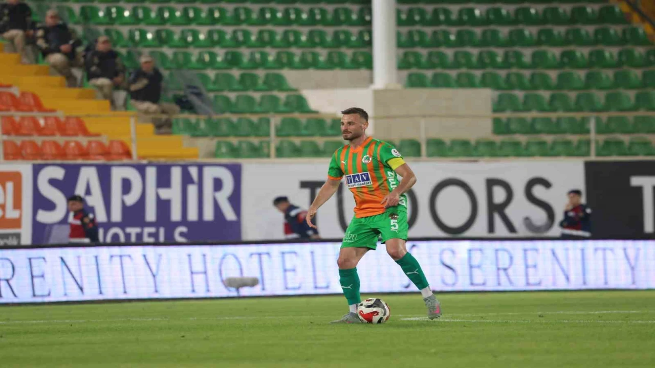 Trendyol Süper Lig: Alanyaspor: 1 - Kasımpaşa: 2 (Maç sonucu)