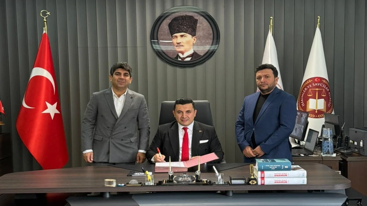 Anamurda lojman projesi için imzalar atıldı