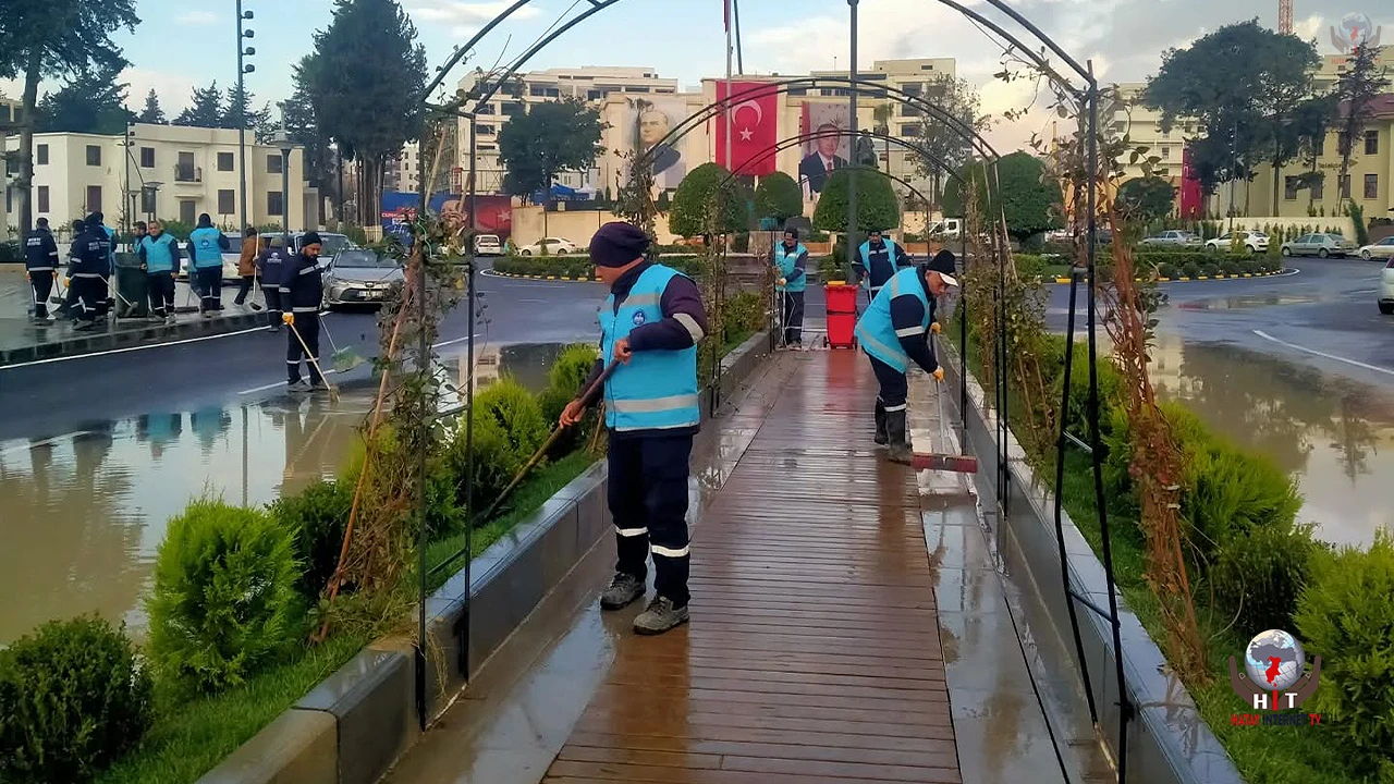 ANTAKYA BELEDİYESİ’NDEN YAĞIŞ SONRASI SEFERBERLİK