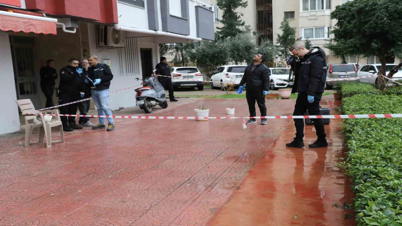 Antalyada 5 yaşındaki oğlunun ölümünün ardından anne de balkondan düştü