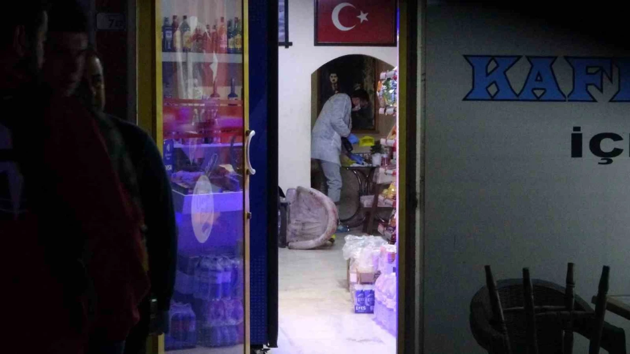 Antalyada markette cinayet: 2 ölü