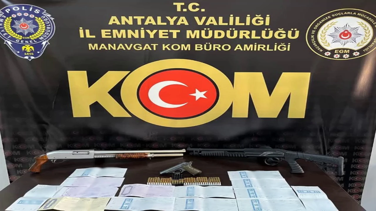 Antalyada tefecilik ve nitelikli dolandırıcılık operasyonu