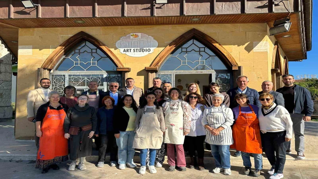 Başkan Topaloğlu: Seramik sanatına gönül verenler ortaya çok güzel eserler çıkarıyor