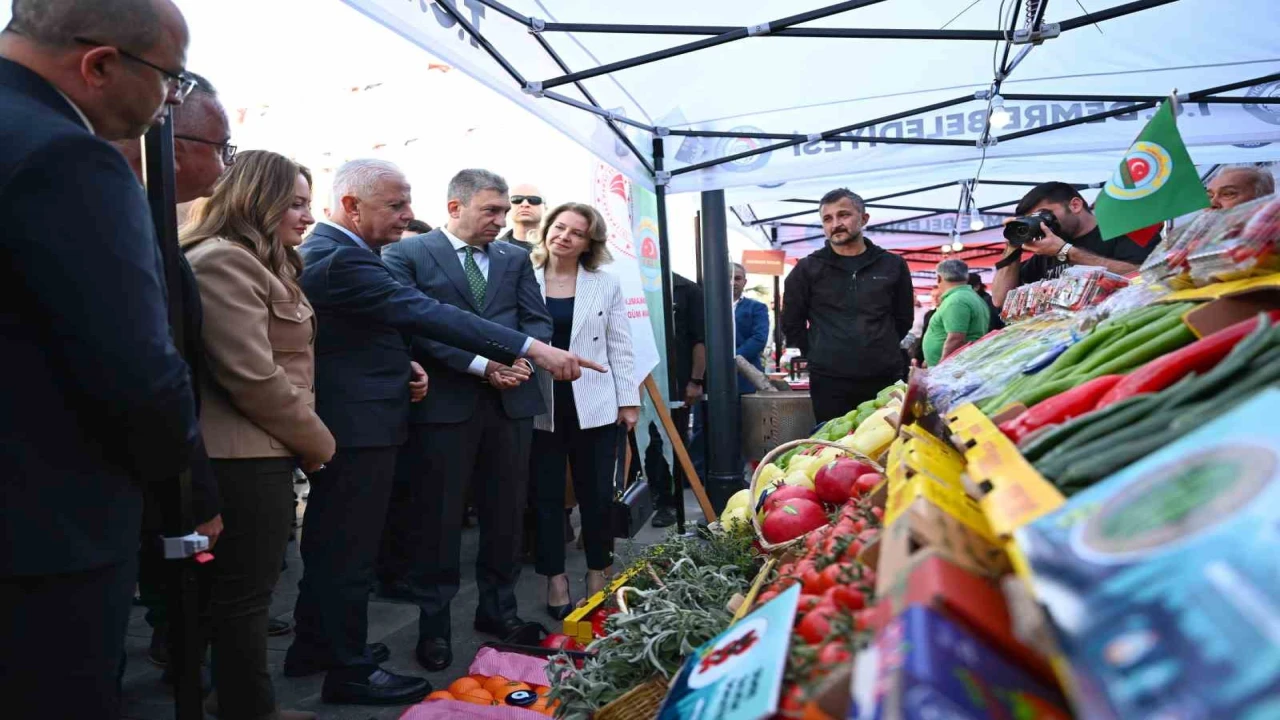 Demrede coğrafi işaret başvurusu yapılan ürünler festivalde tanıtıldı
