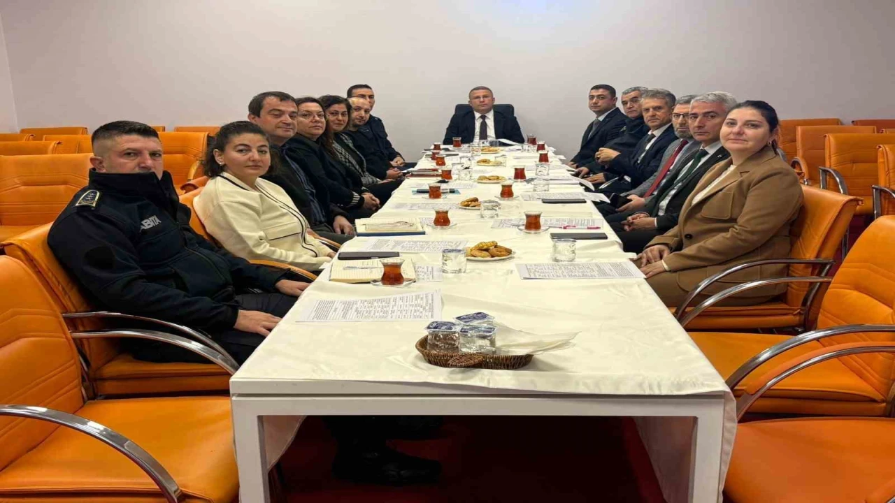 Eğirdirde bağımlılıkla mücadele ve intiharı önlemede kurumlar güç birliği yaptı