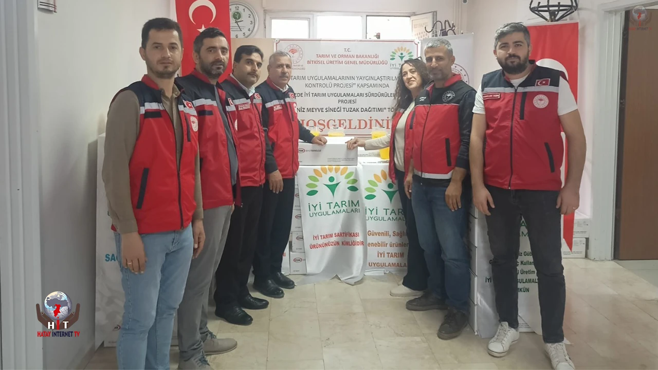 HATAY’DA ÜRETİCİLERE ZARARLILARDAN KORUNMA KİTİ DAĞITILDI