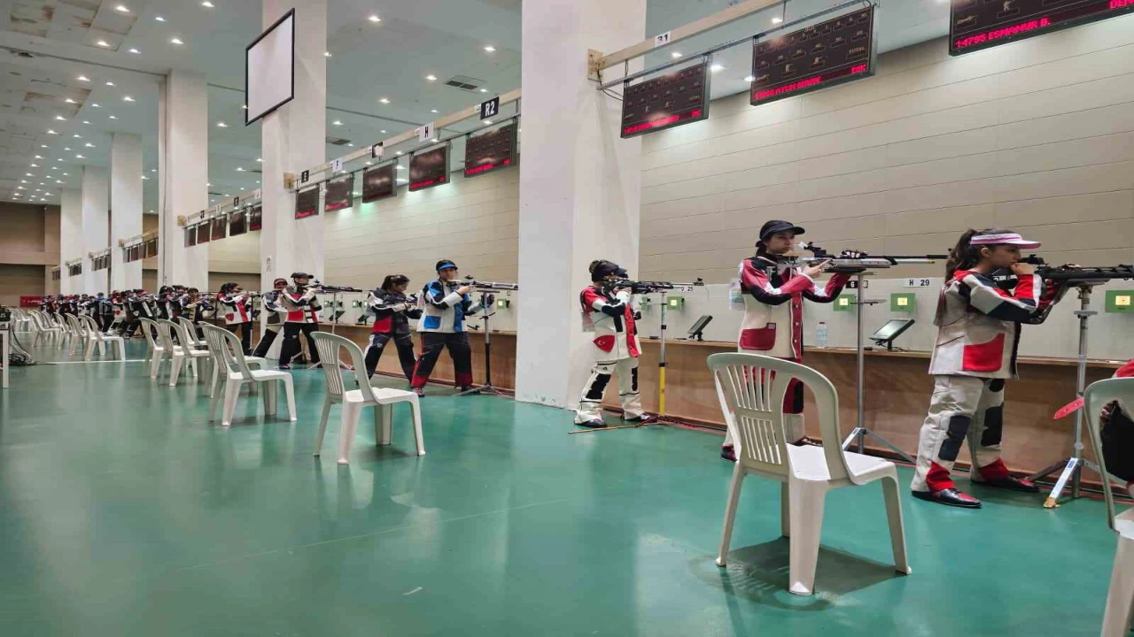 Havalı Silahlar Avrupa Şampiyonası Milli Takım Seçme Yarışmaları Mersinde sürüyor