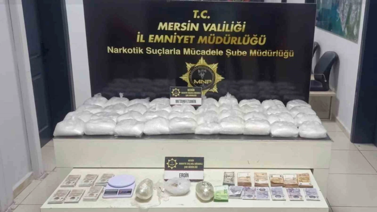 Kilolarca uyuşturucu ele geçirilen şüpheliden 4 milyon TLlik döviz çıktı