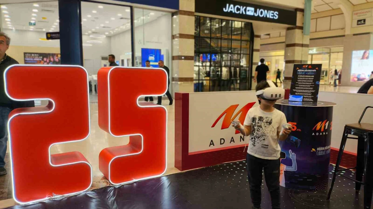 M1 Adana AVM 25inci yılını kutluyor