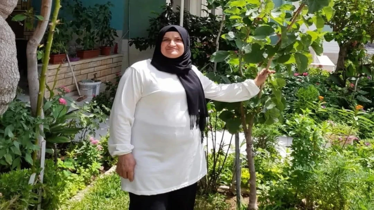 Mahkemede annesini öldüren babasına şok suçlamada bulundu