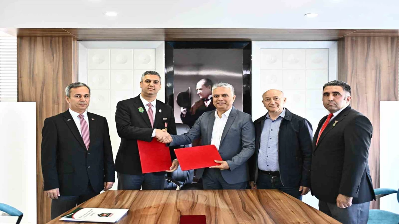 Muratpaşadan şehit aileleri ve gaziler için protokol