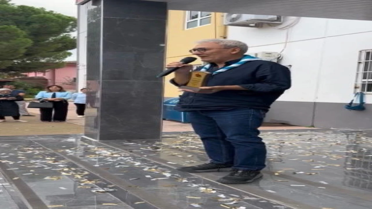 Osmaniyede 35 yıllık meslek hayatı alkışlarla taçlandı