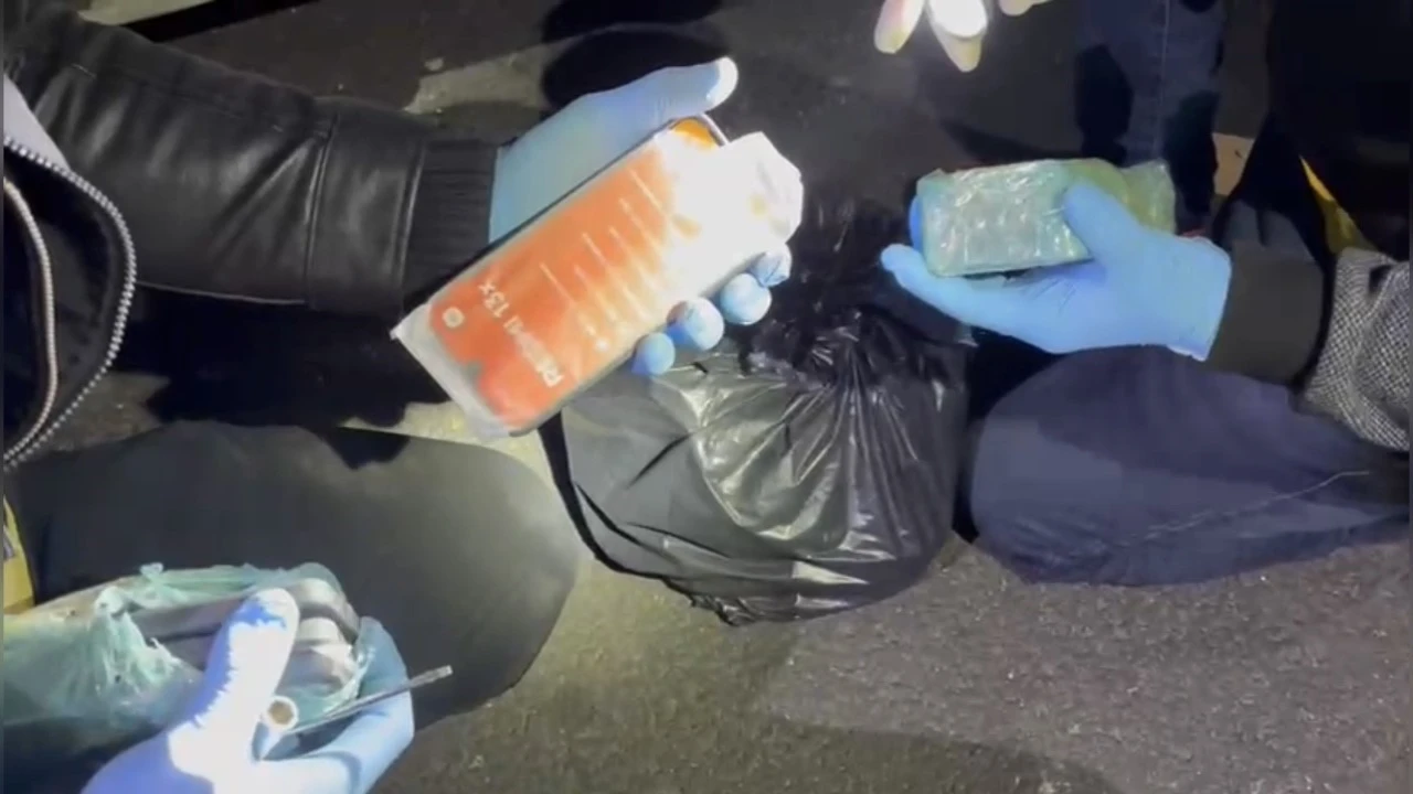 Osmaniyede yolcu otobüsünde 277 kaçak cep telefonu ele geçirildi