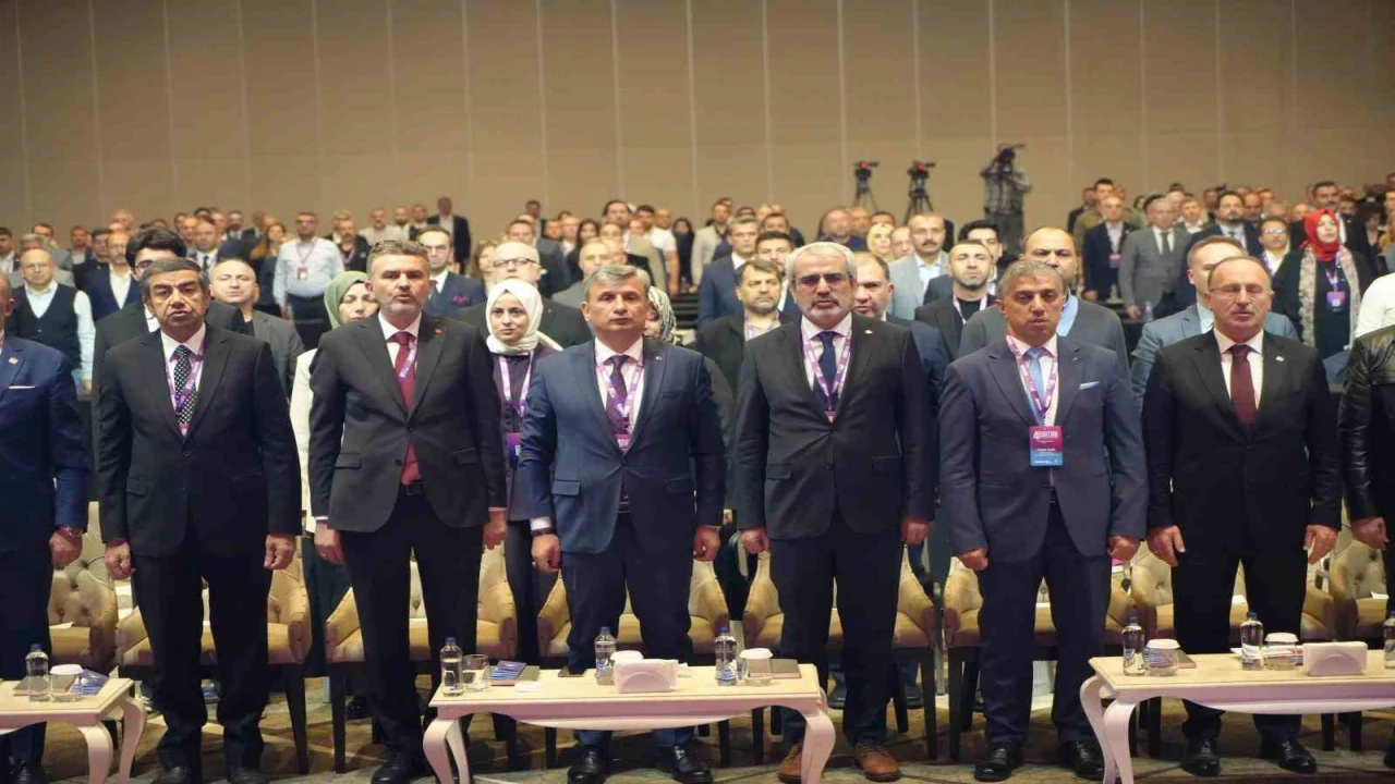 ÖZKURBİR 4. Eğitim Sempozyumu Antalyada gerçekleştirildi