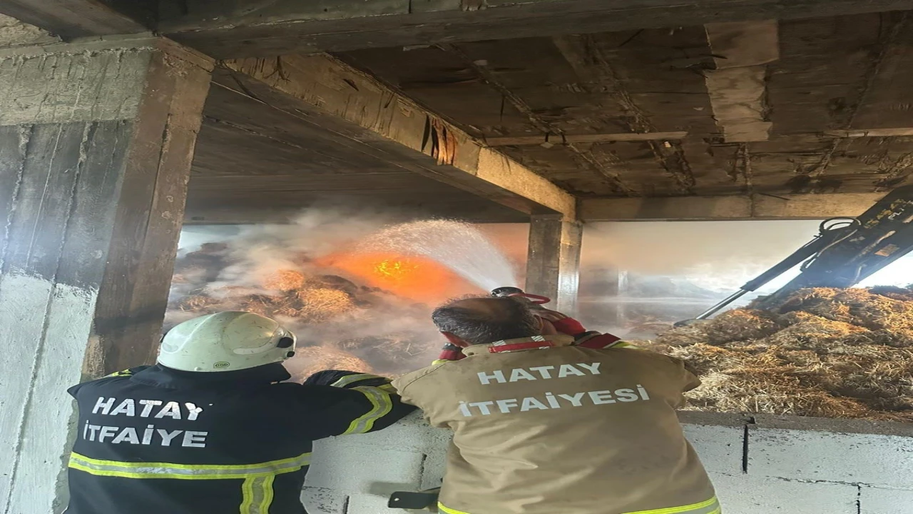 Samandağda samanlıkta çıkan yangın 10 saatte kontrol altına alındı