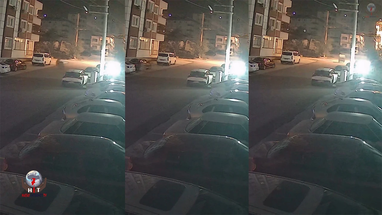 Şiddetli fırtınayla harekete geçen çöp konteyneri, iki otomobilin arasında durdu o anlar kamerada