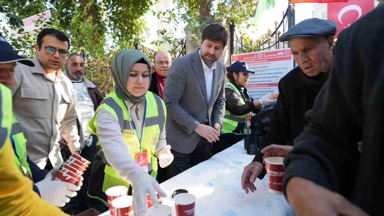 Tarsusta sıcak çorba ikramı başladı