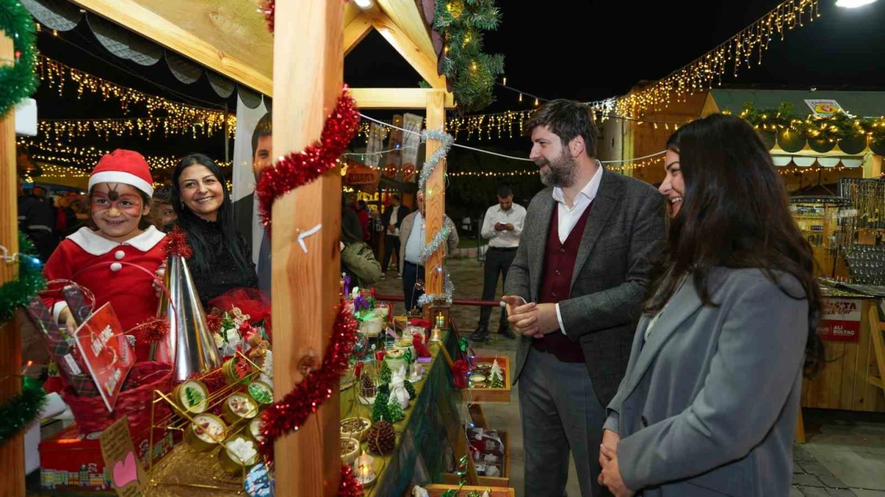 Tarsusta yılbaşı pazarları kapılarını açtı