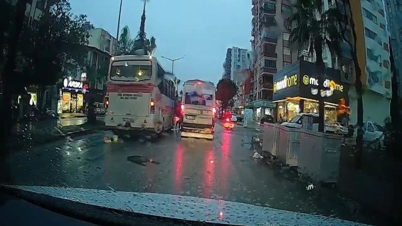 Yol verme kavgasında sürücülere ceza kesildi birinin ehliyetine de el konuldu