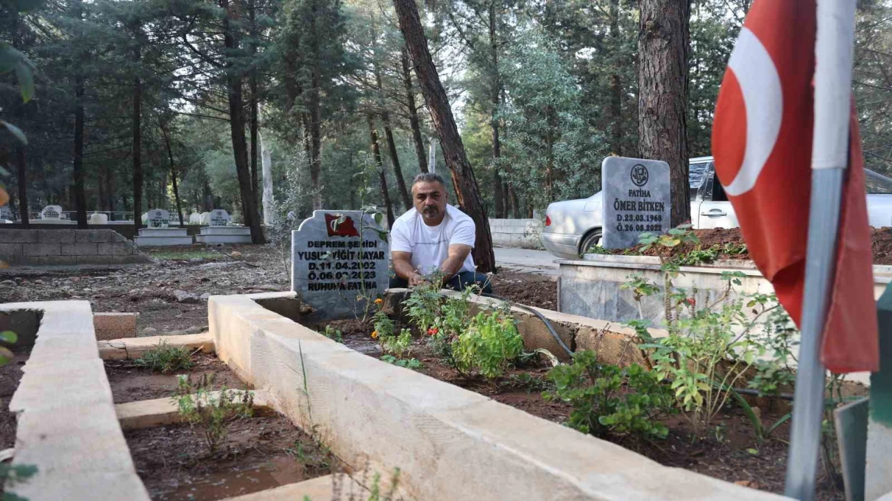 Ailesi depremde enkaz altında kalan acılı baba, eşi ve iki evladının öldüğü Yağmur Apartmanında suçluların cezalarının çekmesini istiyor