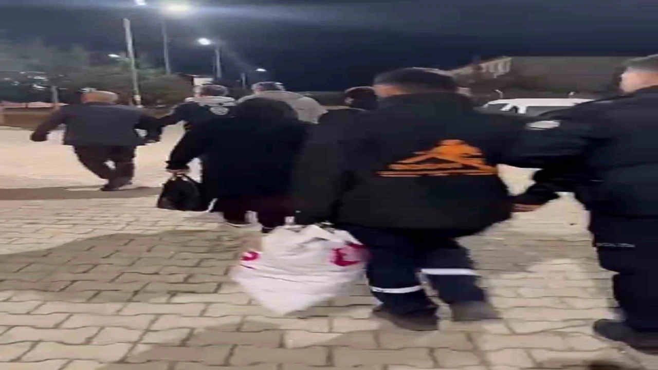 Altınözünde hapis cezası ile aranan 4 kişi yakalandı