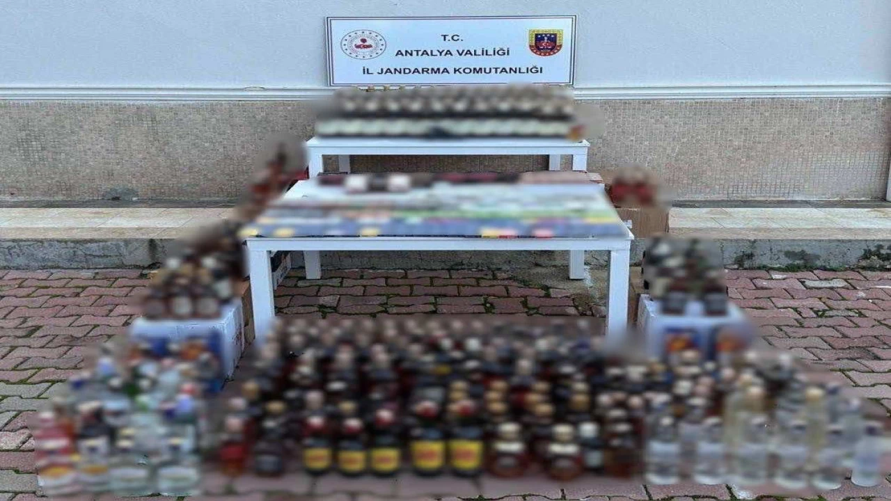 Antalyada 852 litre kaçak alkol ele geçirildi