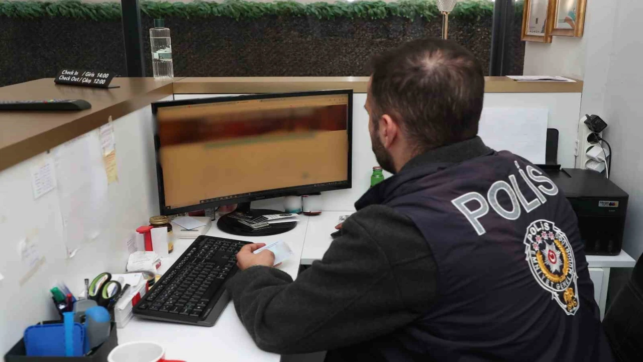 Antalyada konaklama tesisleri ve araç kiralama firmaları denetlendi