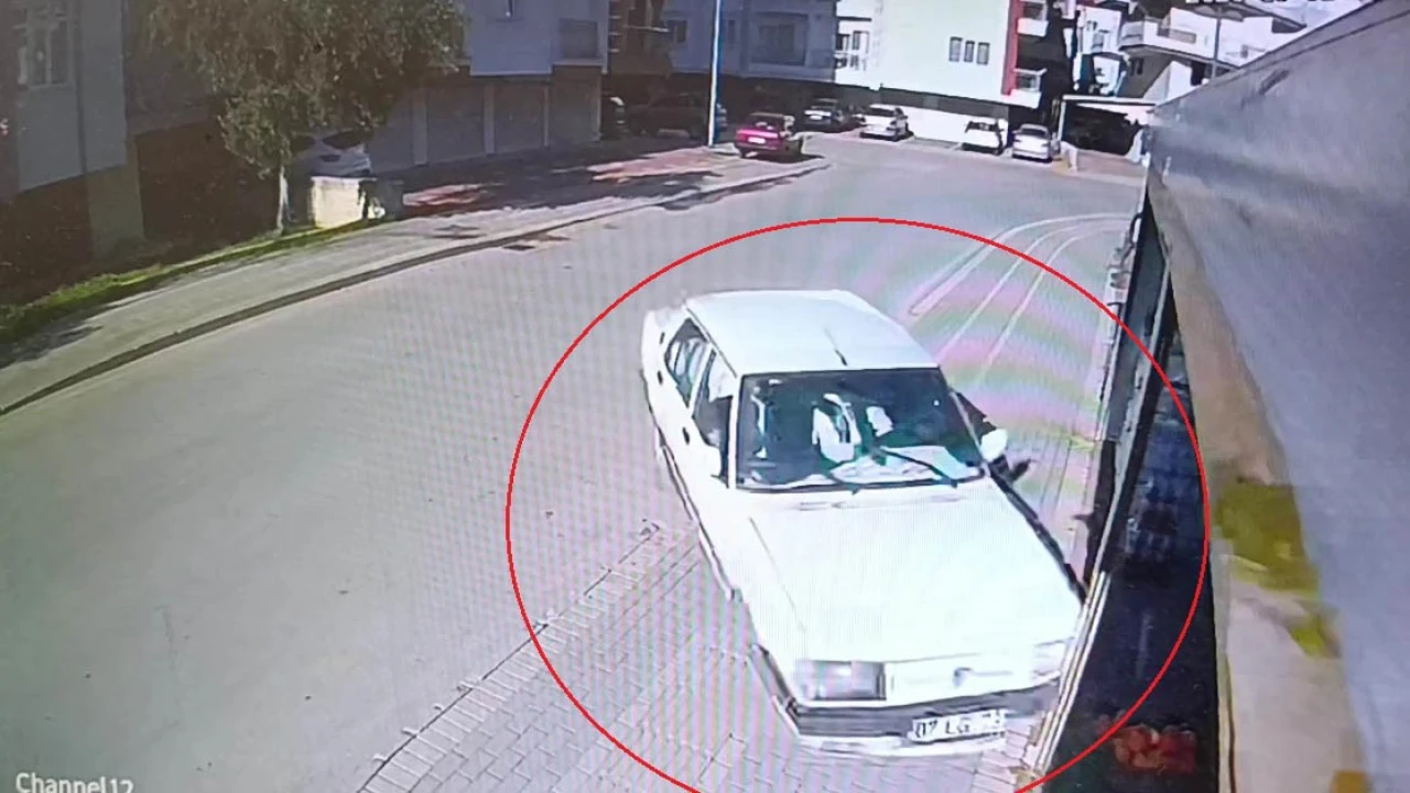 Antalyada virajı alamayan Tofaş markete girdi