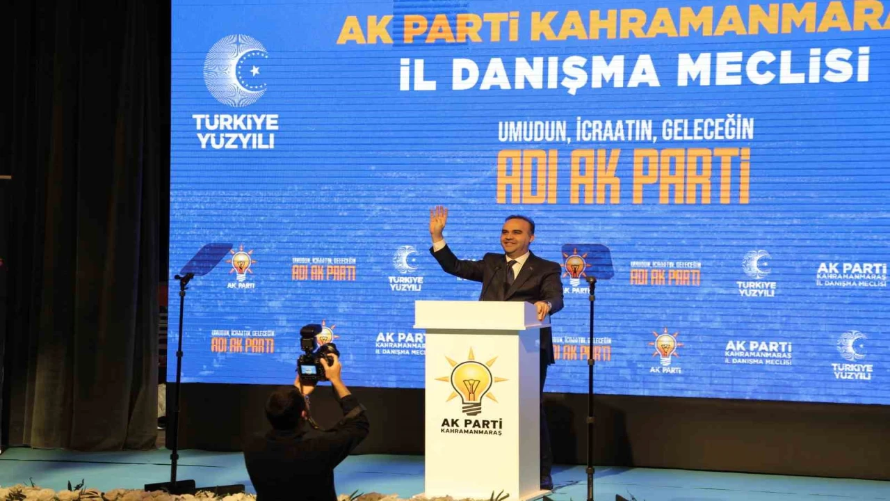 Bakan Kacır: Teknolojisini üretemeyen ülkelerin ayakta kalma şansı yok
