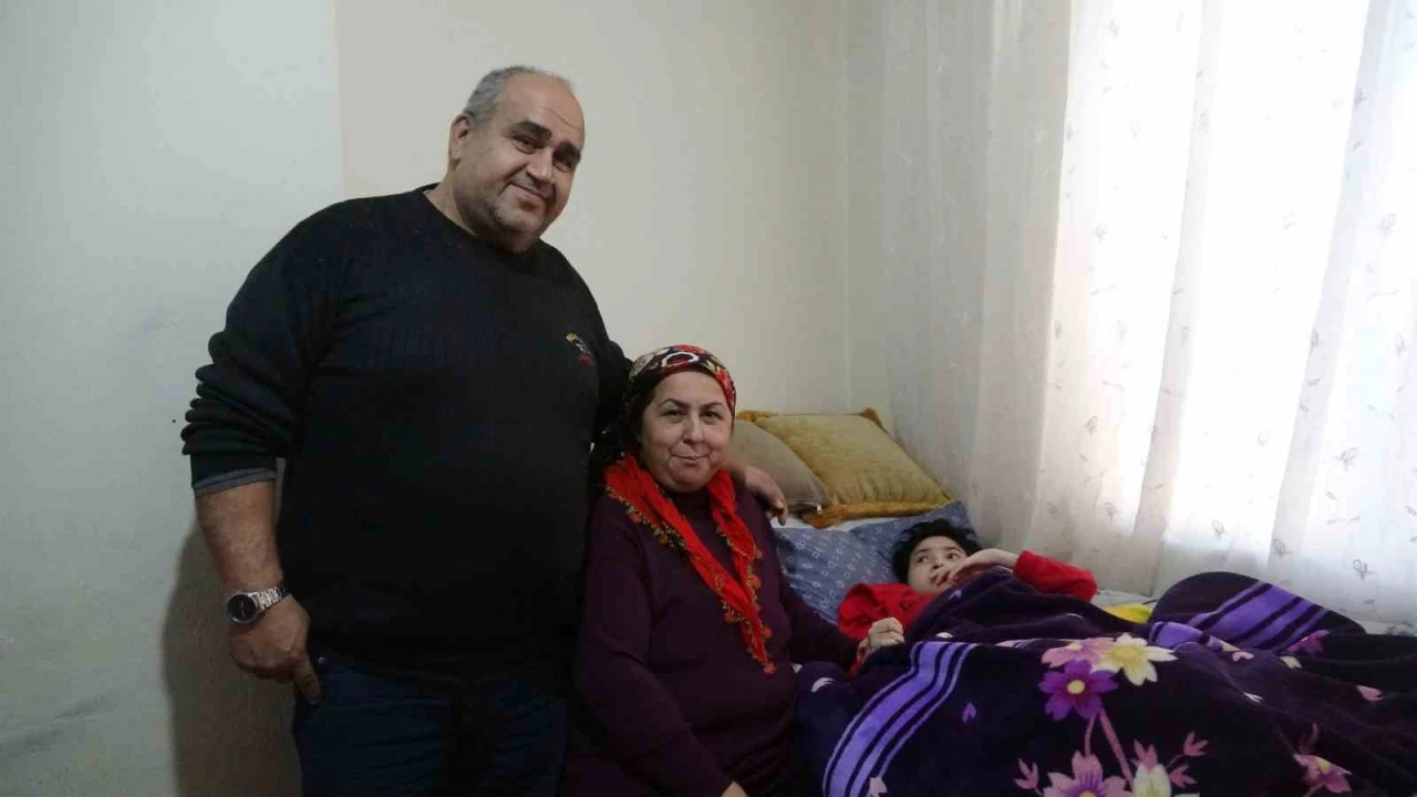 Baldızının vasiyetine 10 yıldır evlat gibi bakıyor: Yaşamaz dediler, canları oldu
